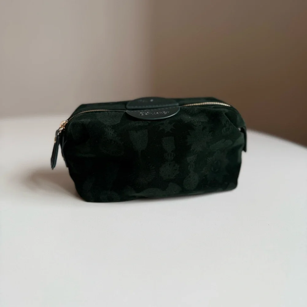 Travel Pouch Dark Green Zippered Cosmetic bag BA First Class Temperley London
